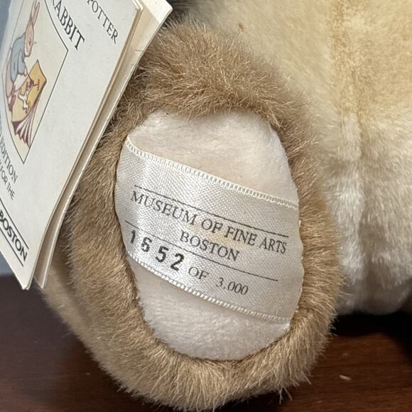 Museum Of fine Arts Boston MFA Peter Rabbit Limited Edition Plush - Picture 6 of 12